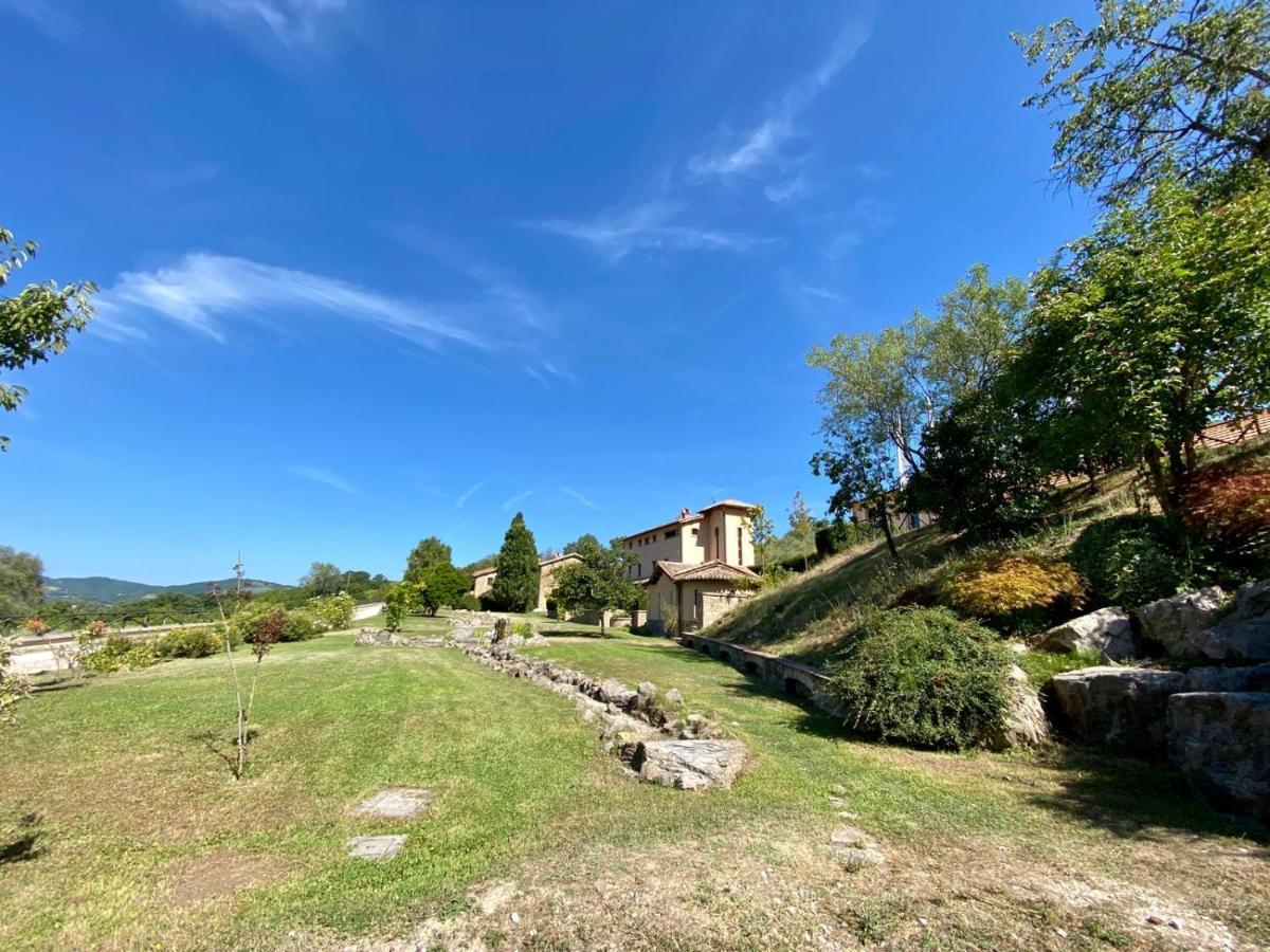 Agriturismo Le Case Ассизи Экстерьер фото